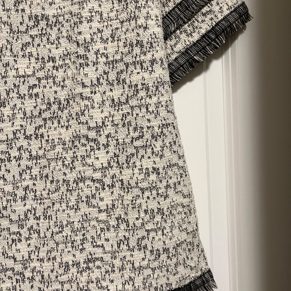 BANANA REPUBLIC WOMEN’S SHORT SLEEVE TOP - Picture 4 of 5